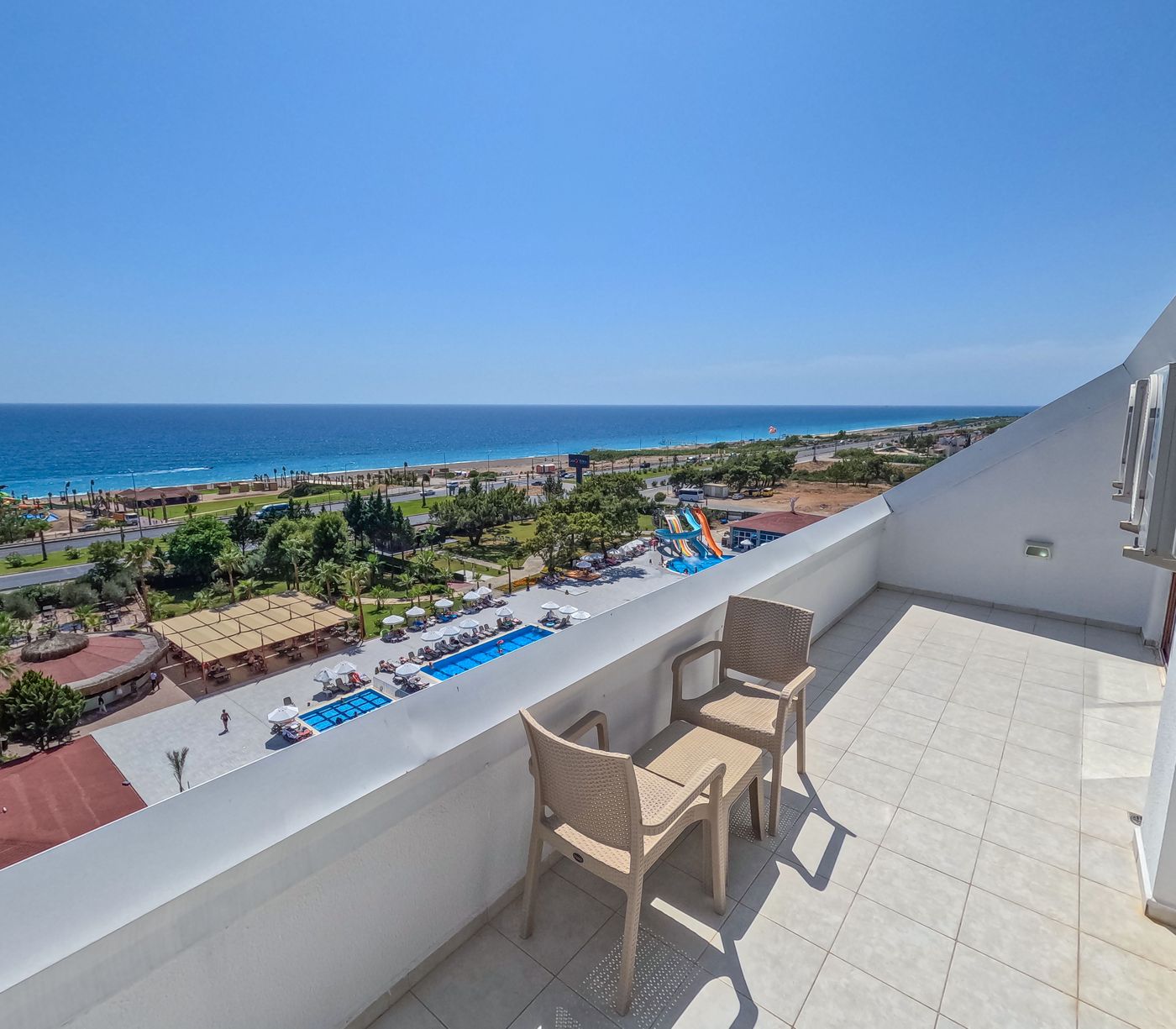 Casa Fora Beach Resort