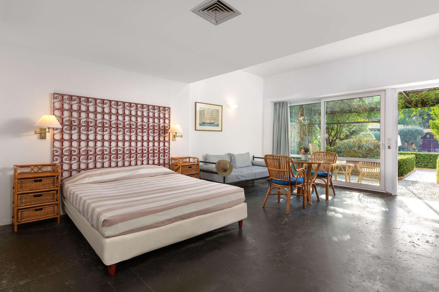 Dionysos-Hotel-Room-37