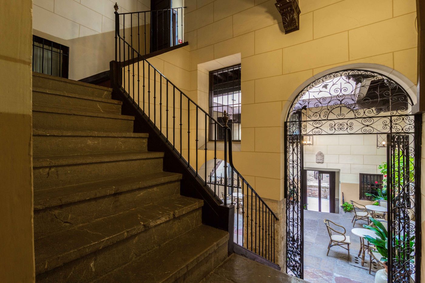 Museo Palacio de Mariana Pineda-Spain-GRANADA-General view-2