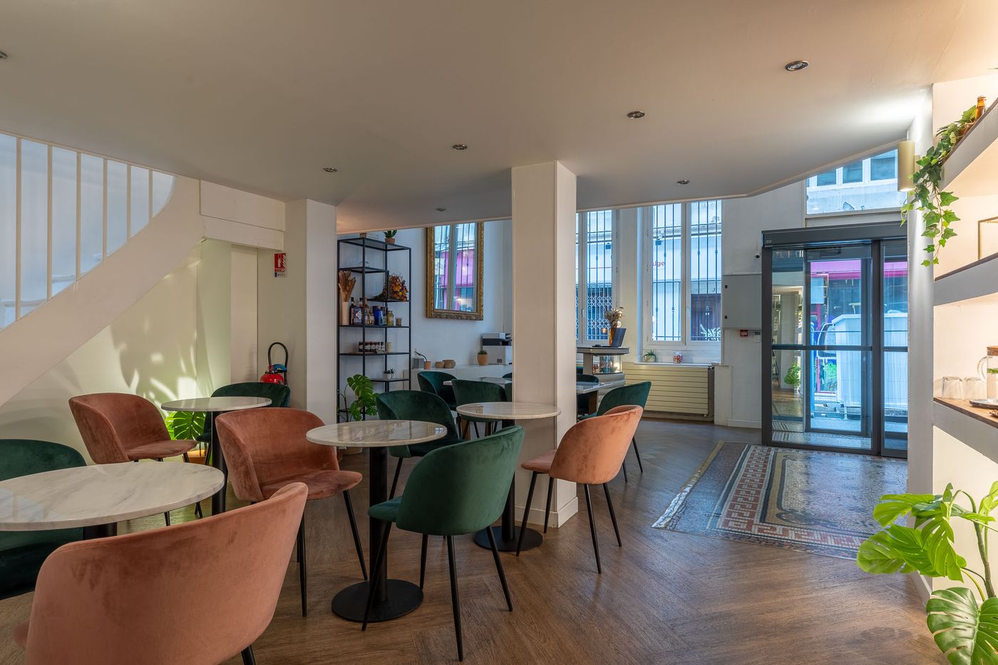 1924 Hotel-France-GRENOBLE-Lobby-10