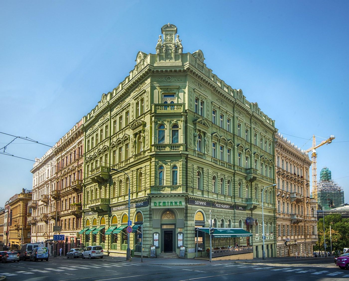 Deminka-Palace-General-view-1