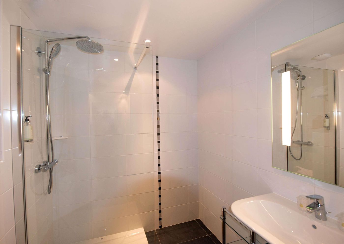 Best-Western-Premier-Patio-des-Artistes-Room-41