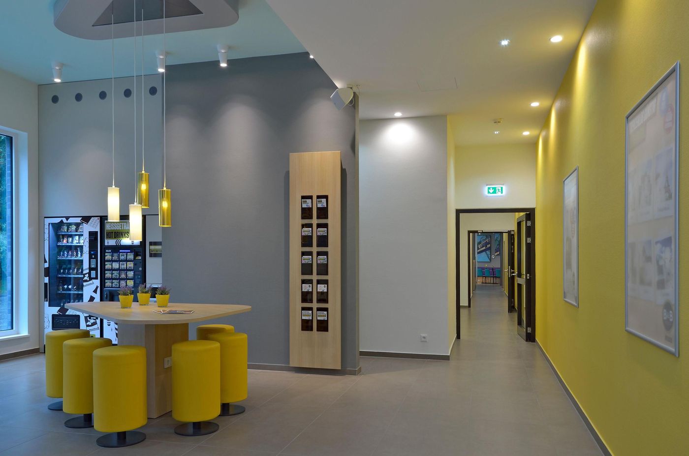 B&B Hotel Wuppertal City-Süd - Germany - Wuppertal - Lobby - 2