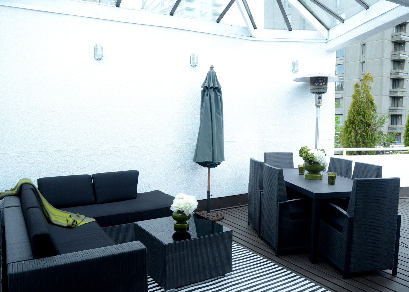 The-Rosellen-Suites-At-Stanley-Park-General-view-18