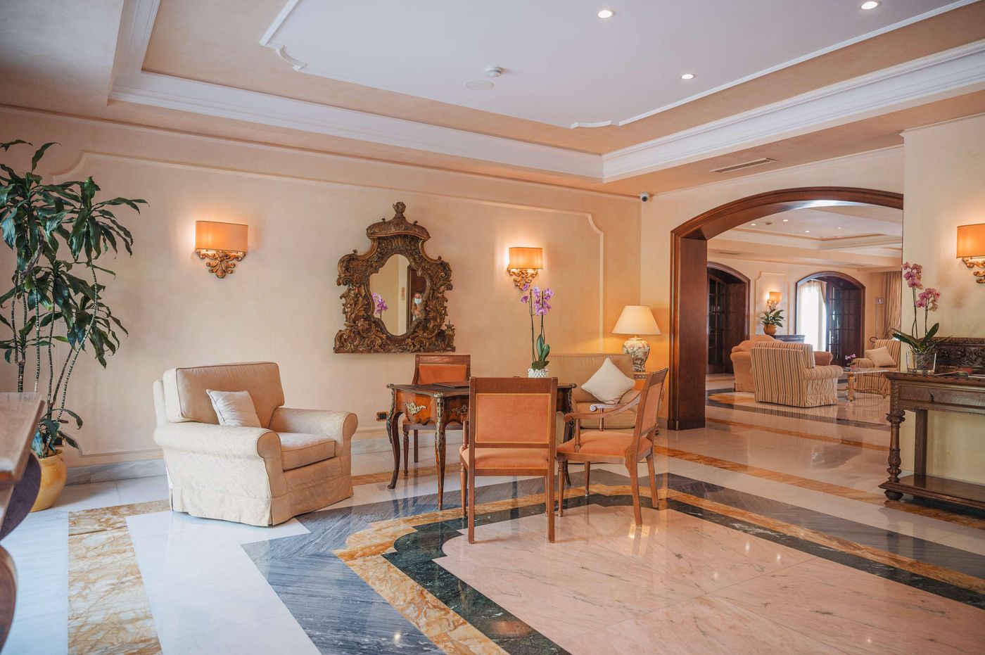 Grand-Hotel-San-Pietro-Lobby-62