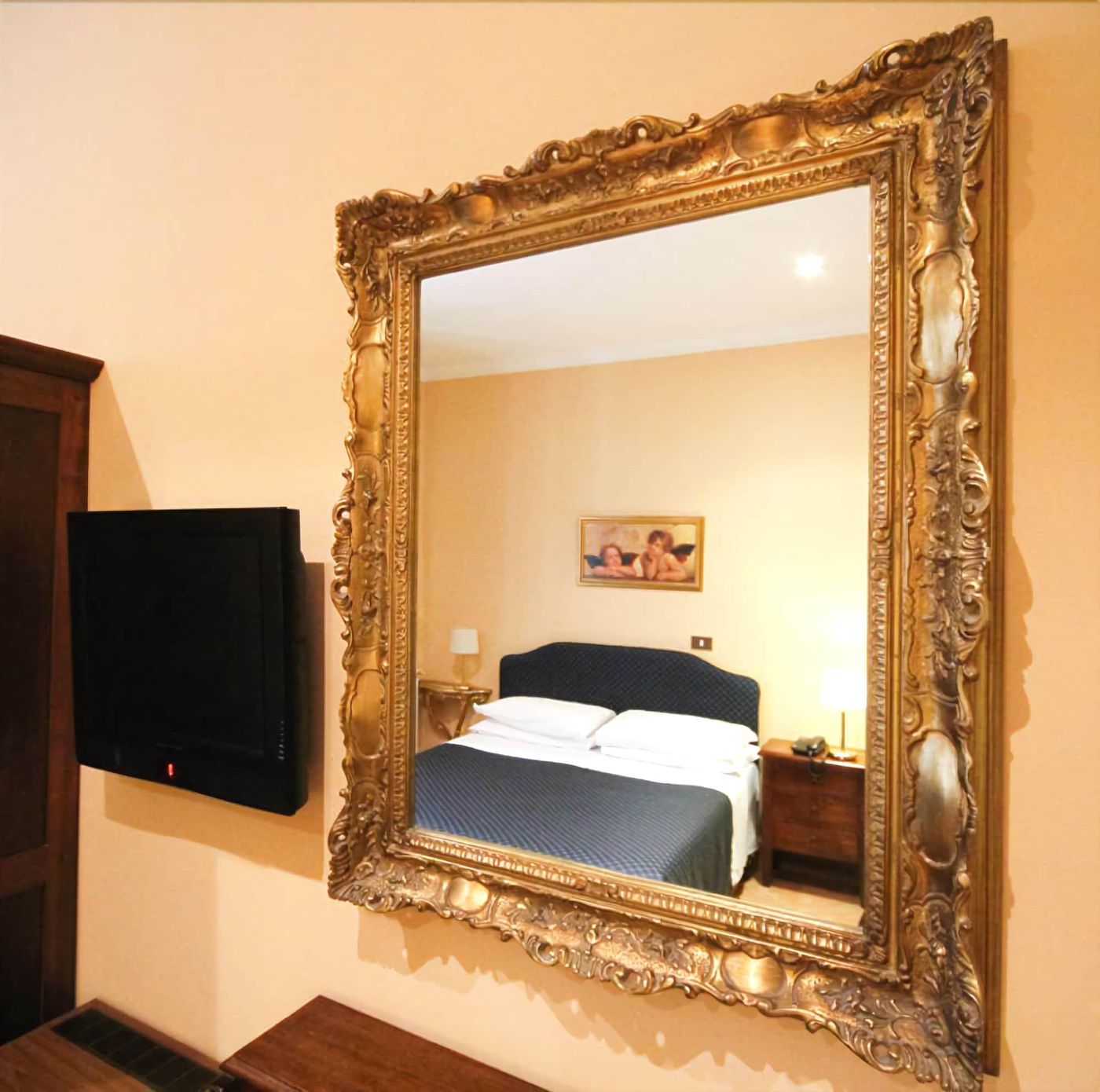 Hotel-Caracciolo-Room-37