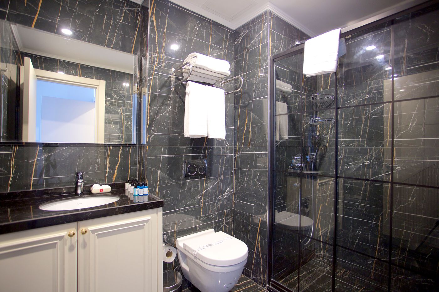 Princely-Suites-Room-42