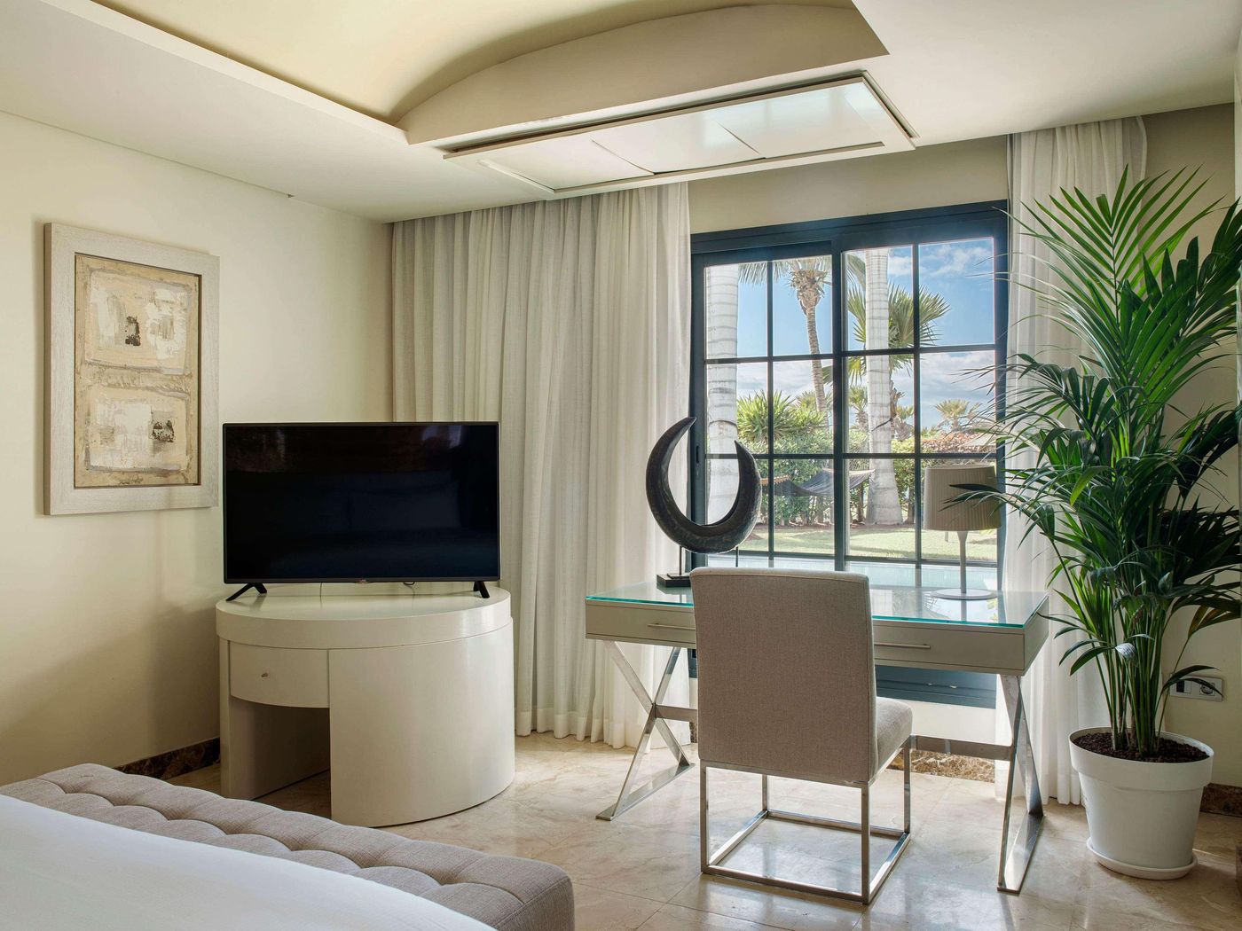 Gran-Melia-Palacio-de-Isora-Room-38
