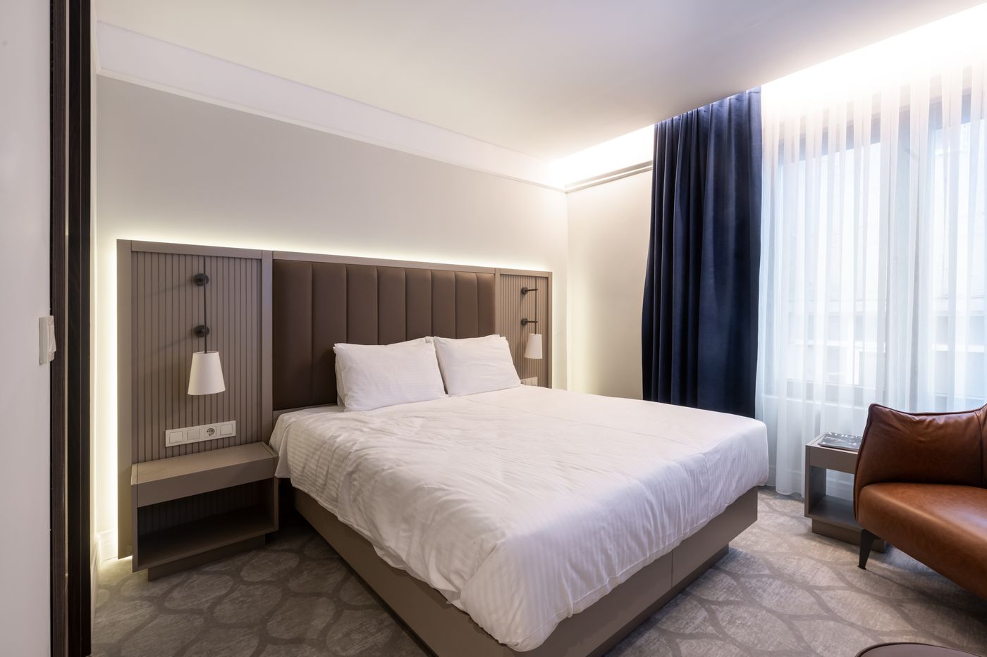 Noble-Pangalti-Room-13