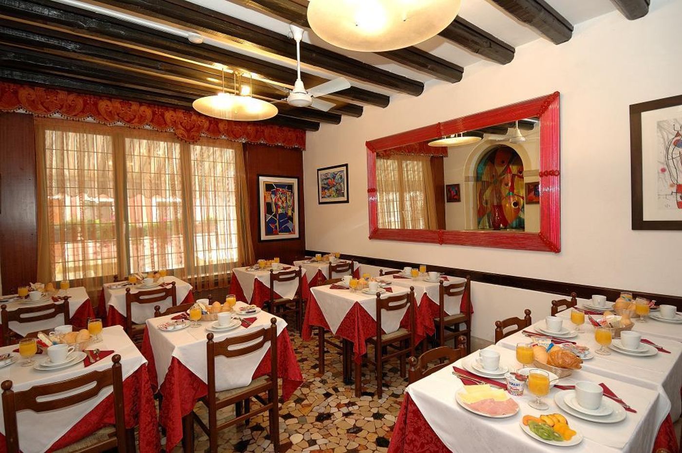 Hesperia-General-view-19