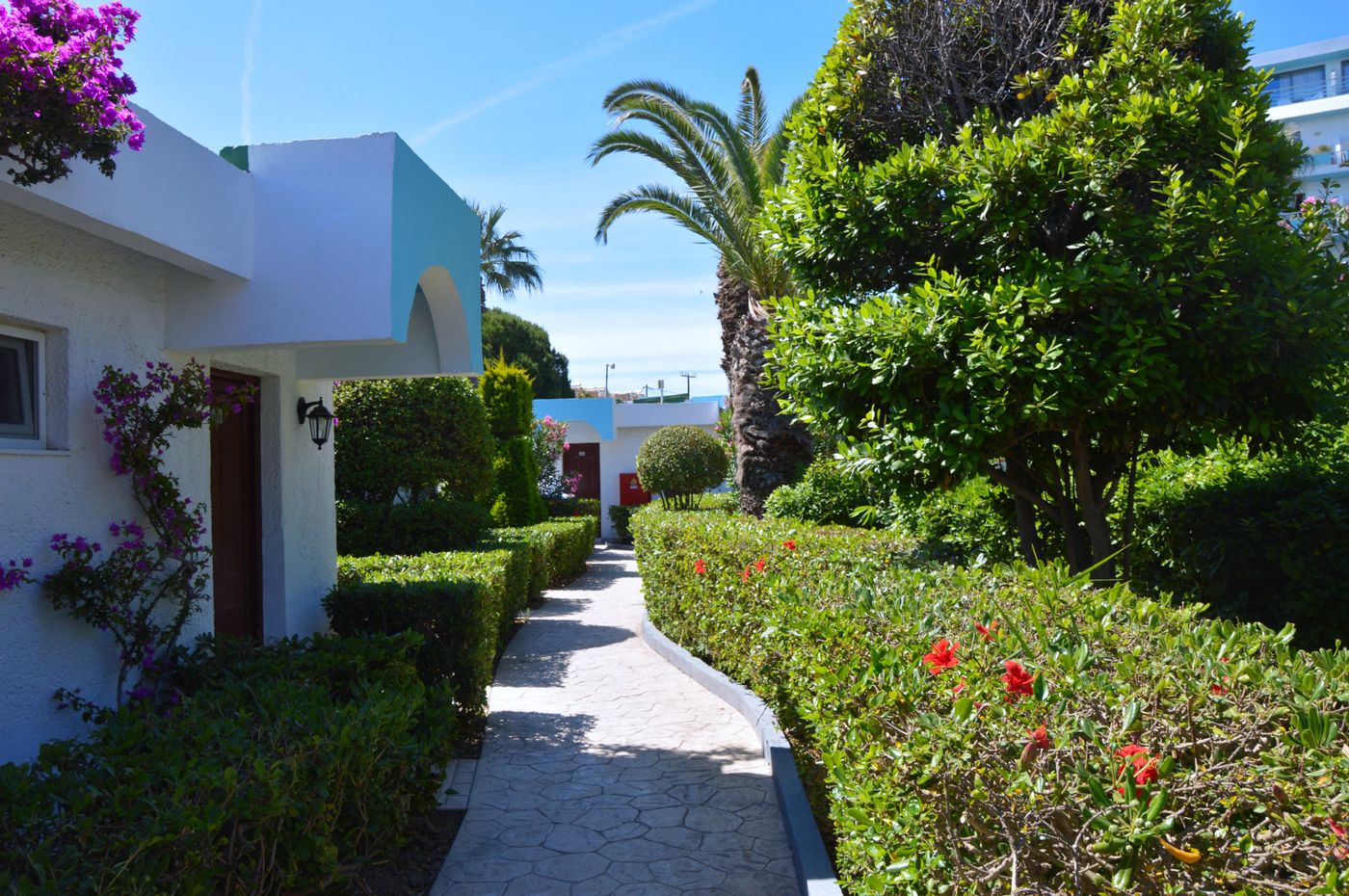 Blue-Horizon-Room-15