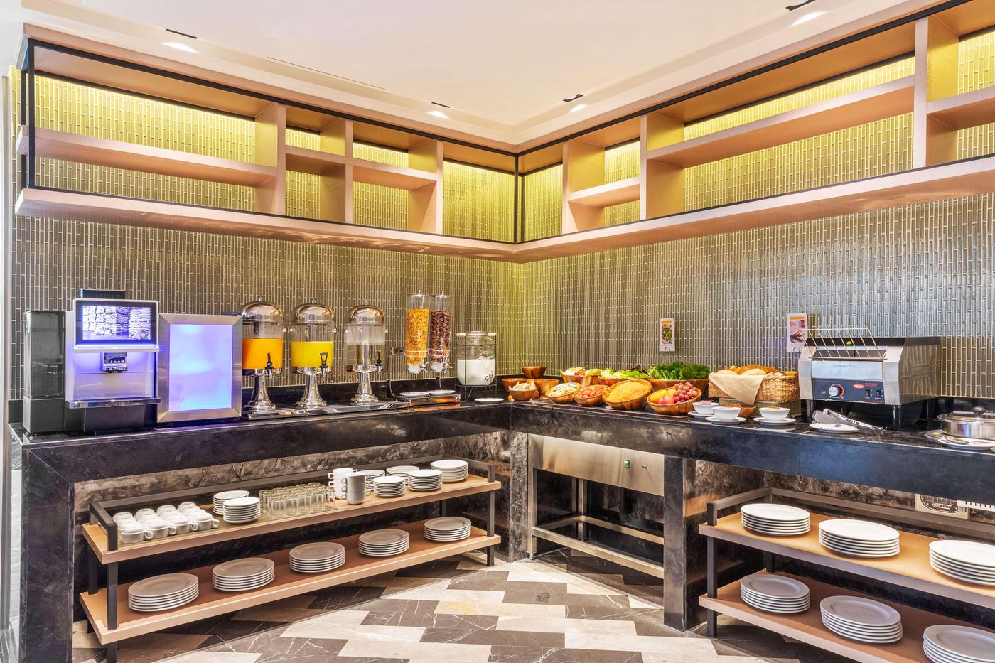 Best-Western-Click-Sathorn-11-Bangkok-Restaurant-28