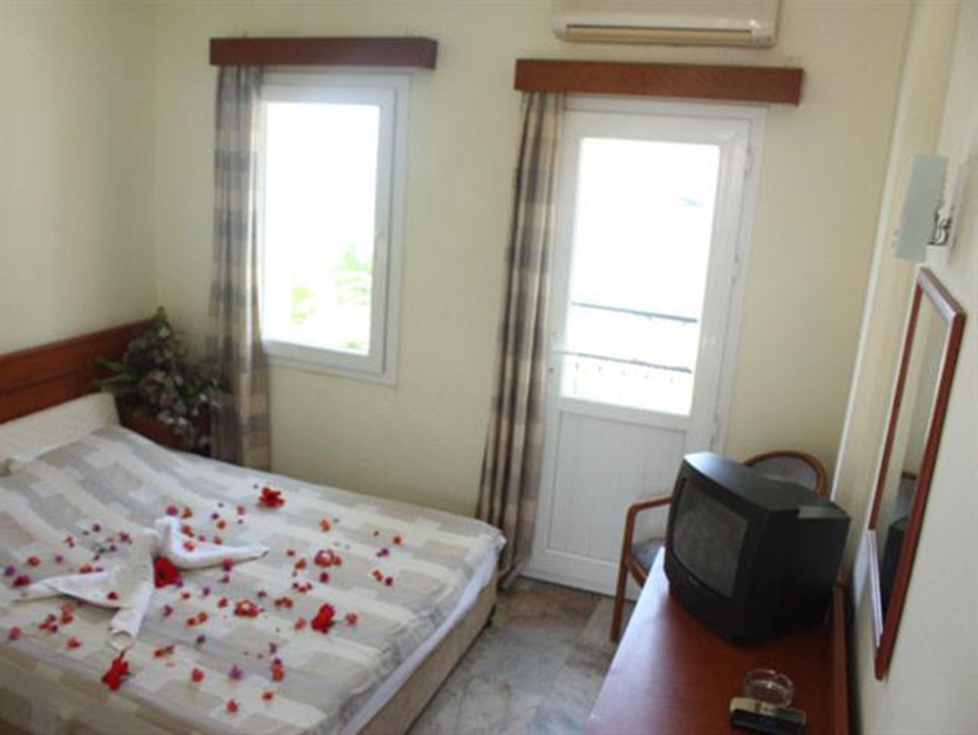 Alta-Beach-Hotel-Room-7