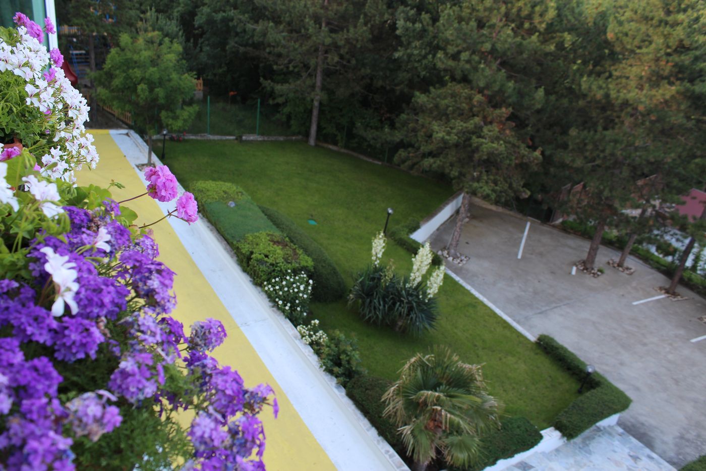 Hotel-Zora-Terrace-28