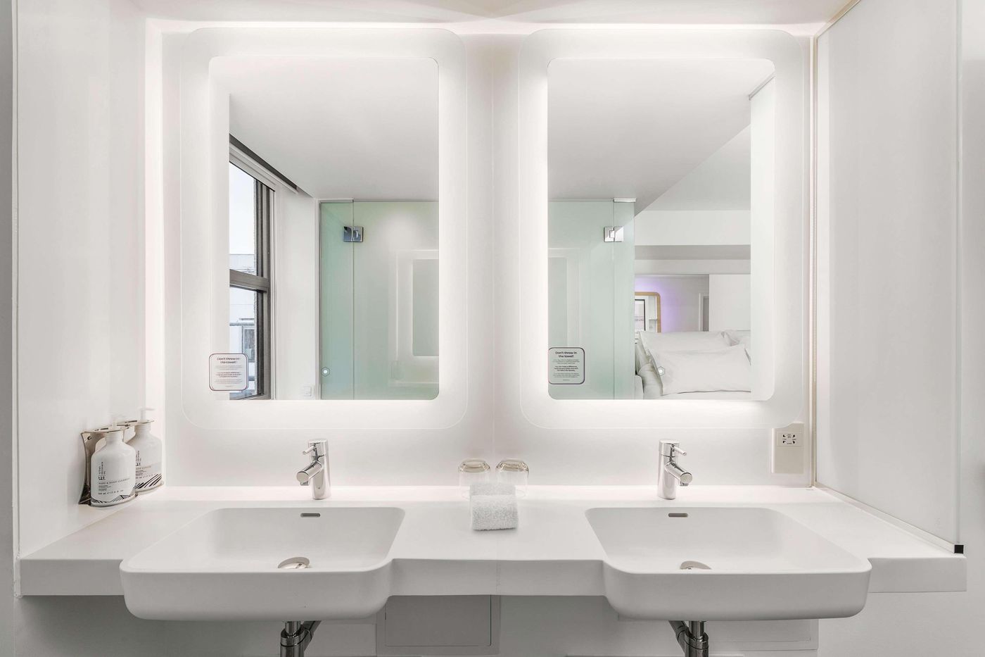 Yotel Edinburgh - United Kingdom - Edinburgh - Room - 0