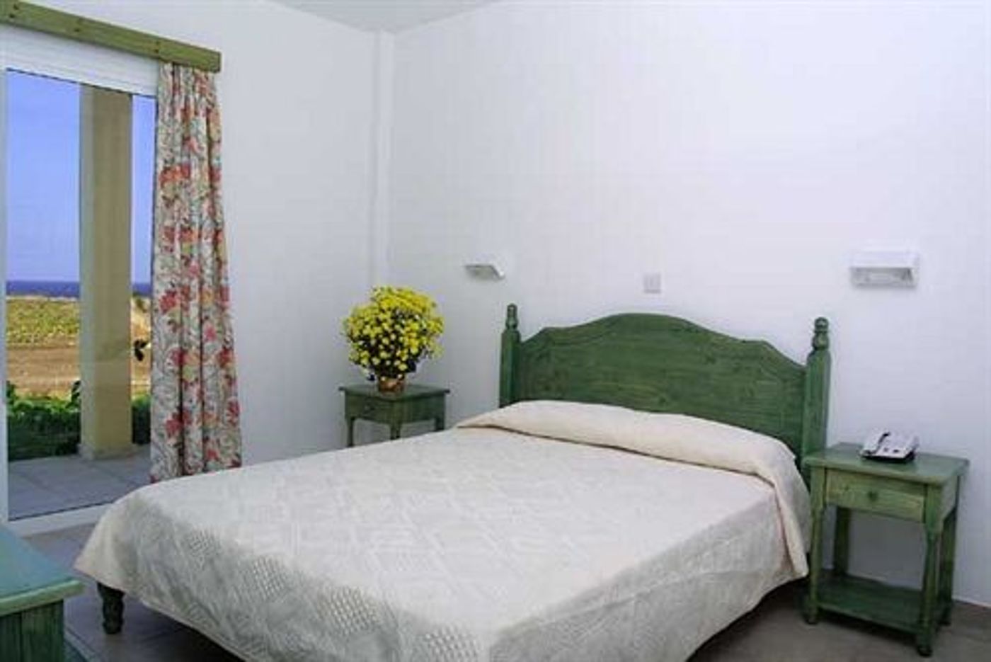 Akamanthea Holiday Village