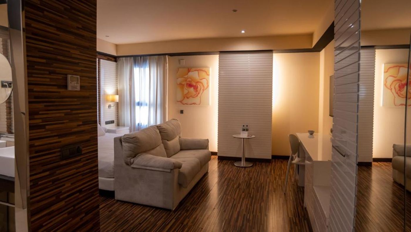 Malaga-Nostrum-Room-25