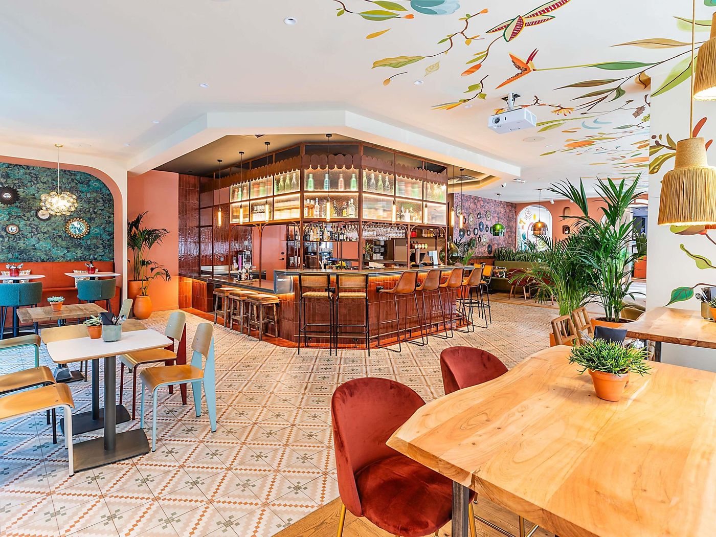 ibis-Lisboa-Parque-das-Nacoes-Bar-5