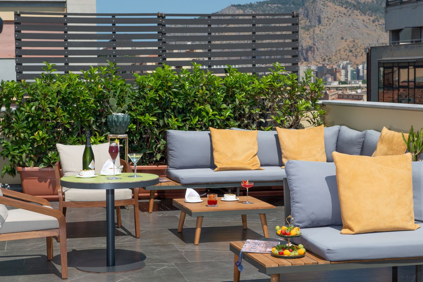 Grand-Hotel-et-des-Palmes-Terrace-6