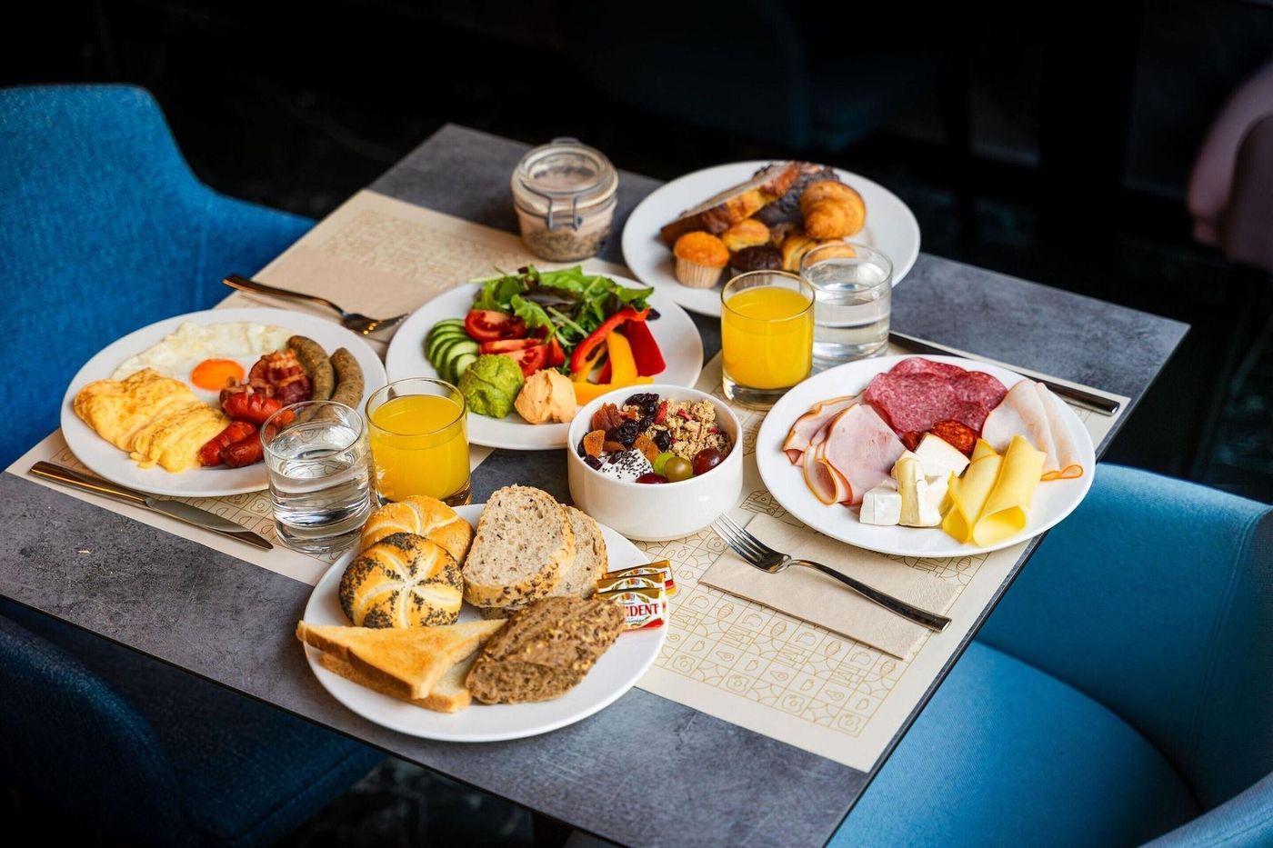 Onyx-Luxury-Hotel-Budapest-Restaurant-52