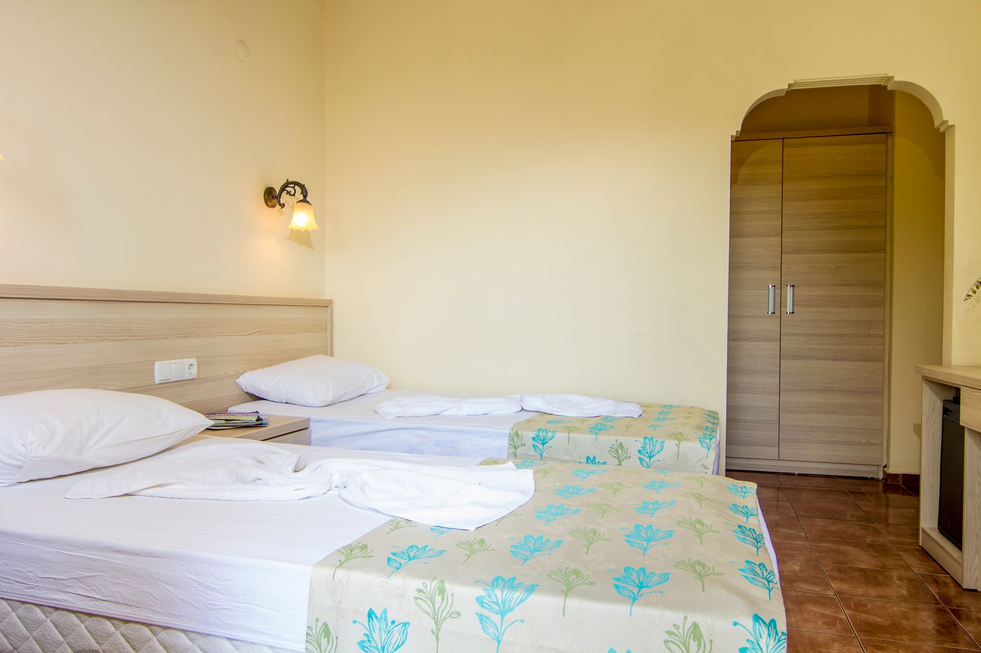 Magic-Tulip-Hotel-Room-17