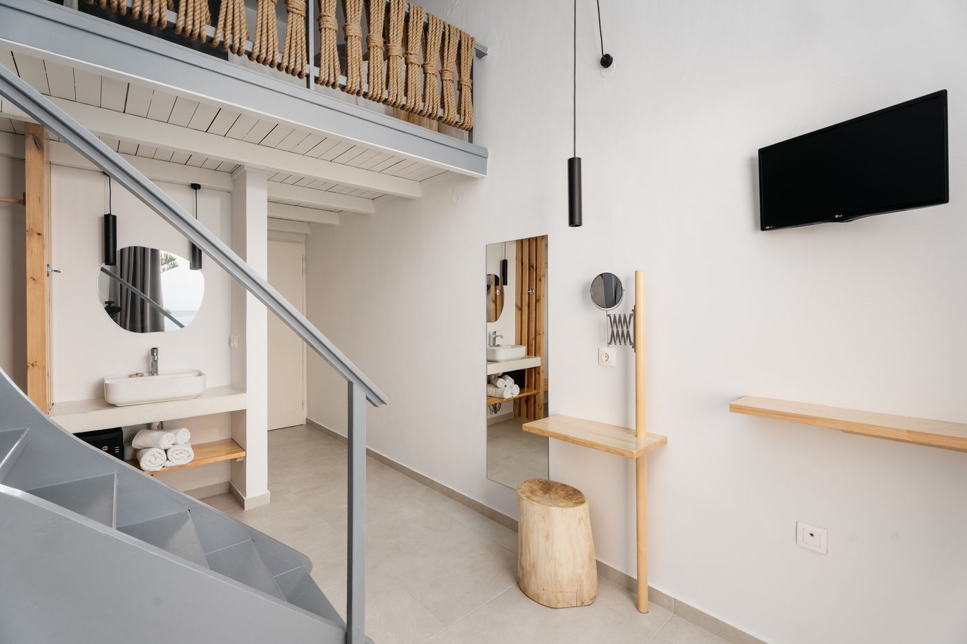 Petradi-Beach-Lounge-hotel-Room-24