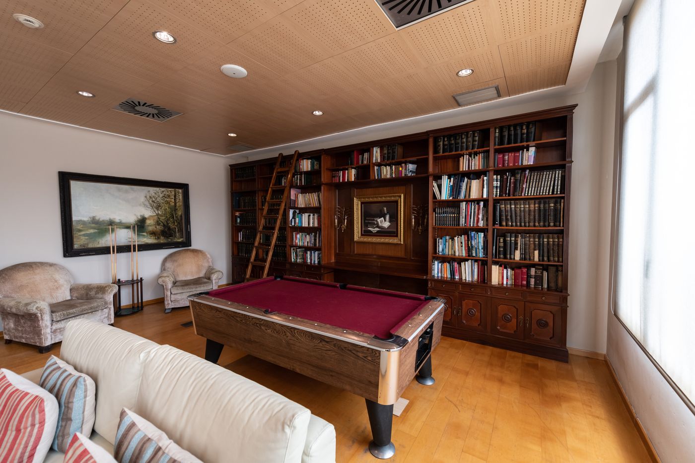 Mercure-Atenea-Aventura-Sports-and-Entertainment-29