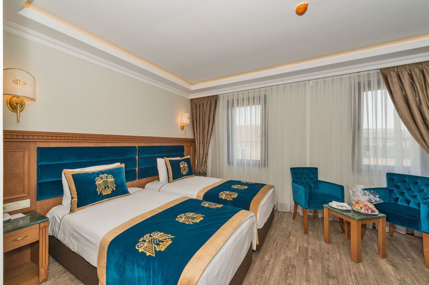 The-Byzantium-Hotel---Suites-Room-26