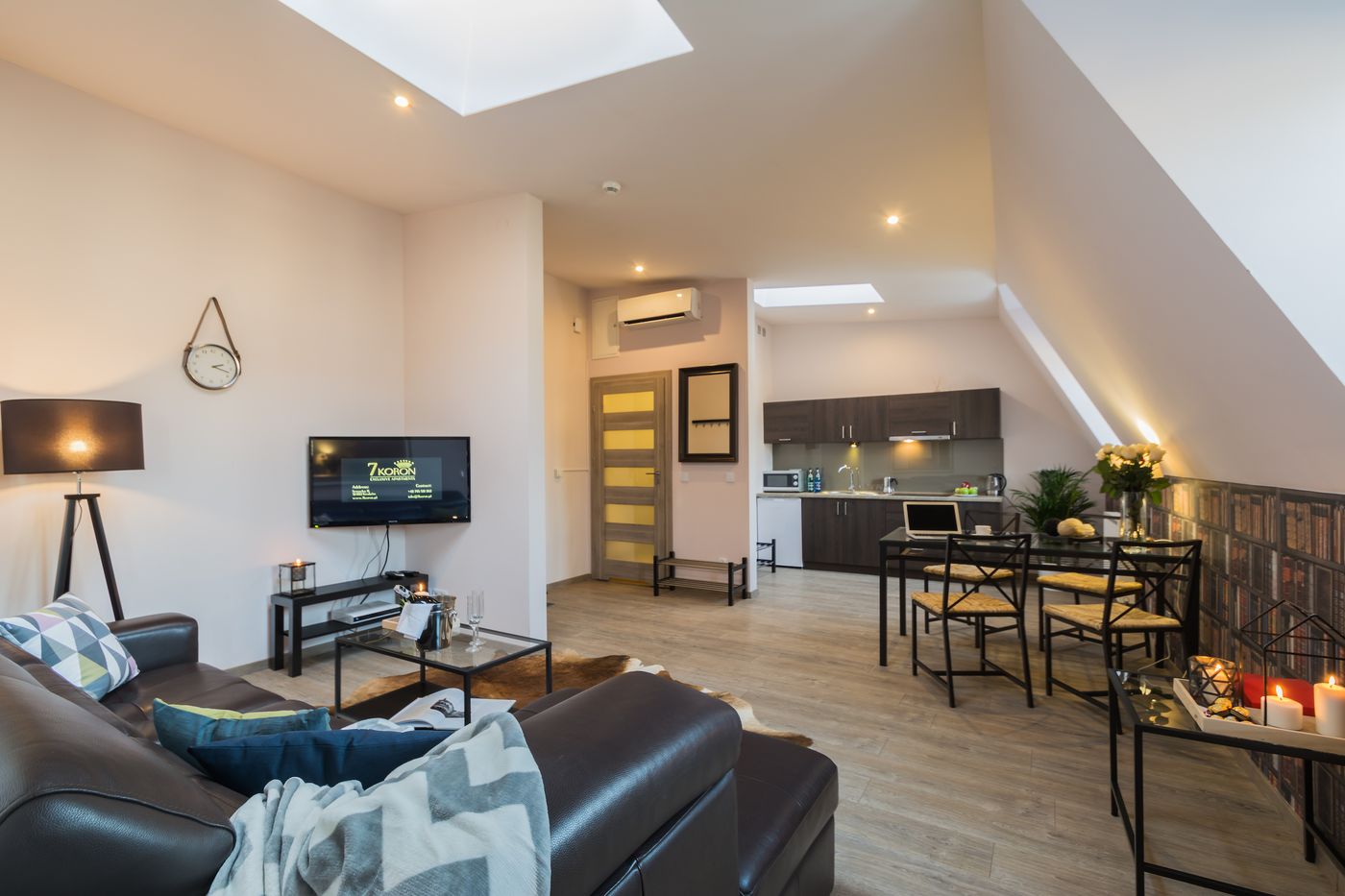 7-Koron-Apartments-Room-34