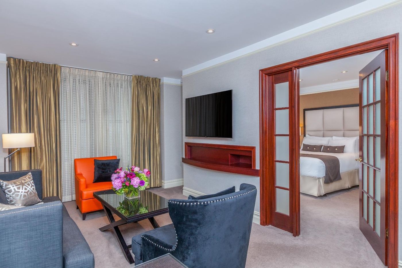 Fitzpatrick-Manhattan-Hotel-Room-1