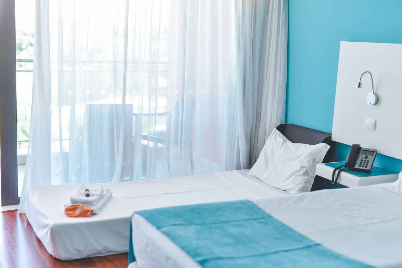 Aquashow-Park-Hotel-Room-35