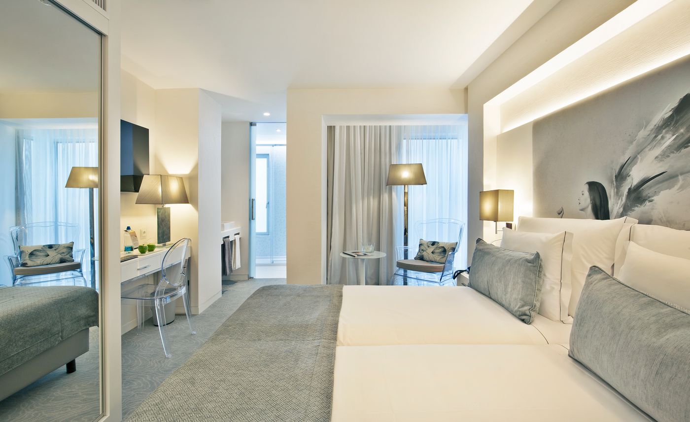 White-Lisboa-Room-6