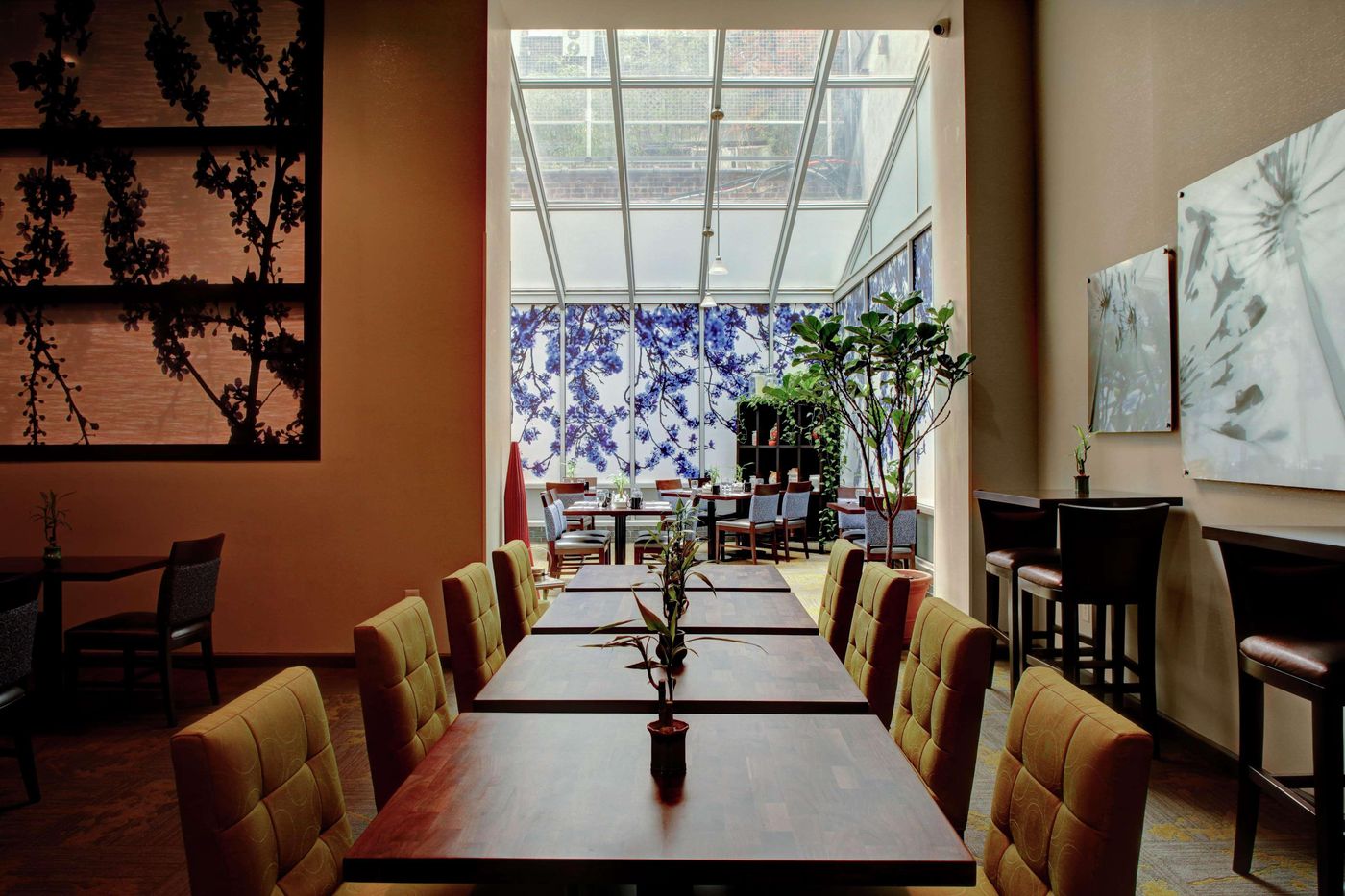 Hilton-Garden-Inn-Chelsea-Conferences-11