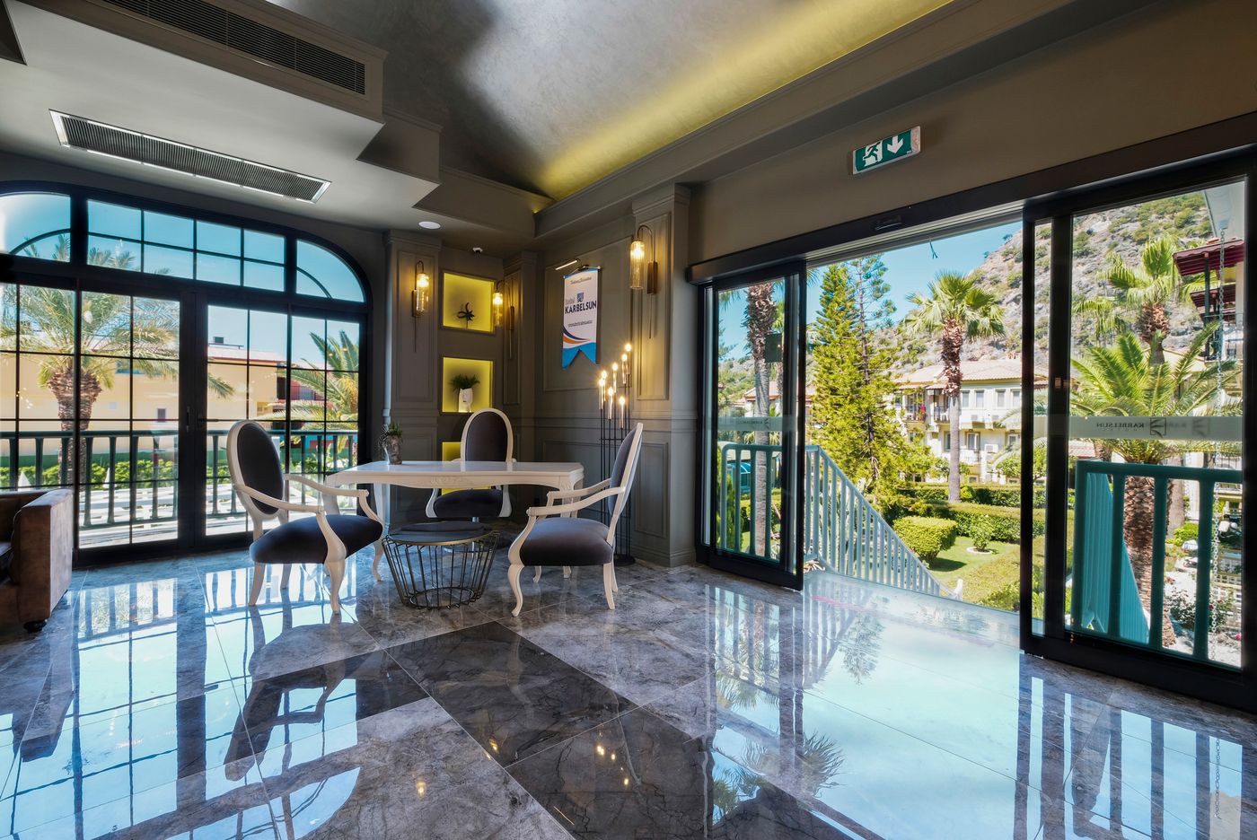 Hotel-Karbel-Sun-Lobby-59