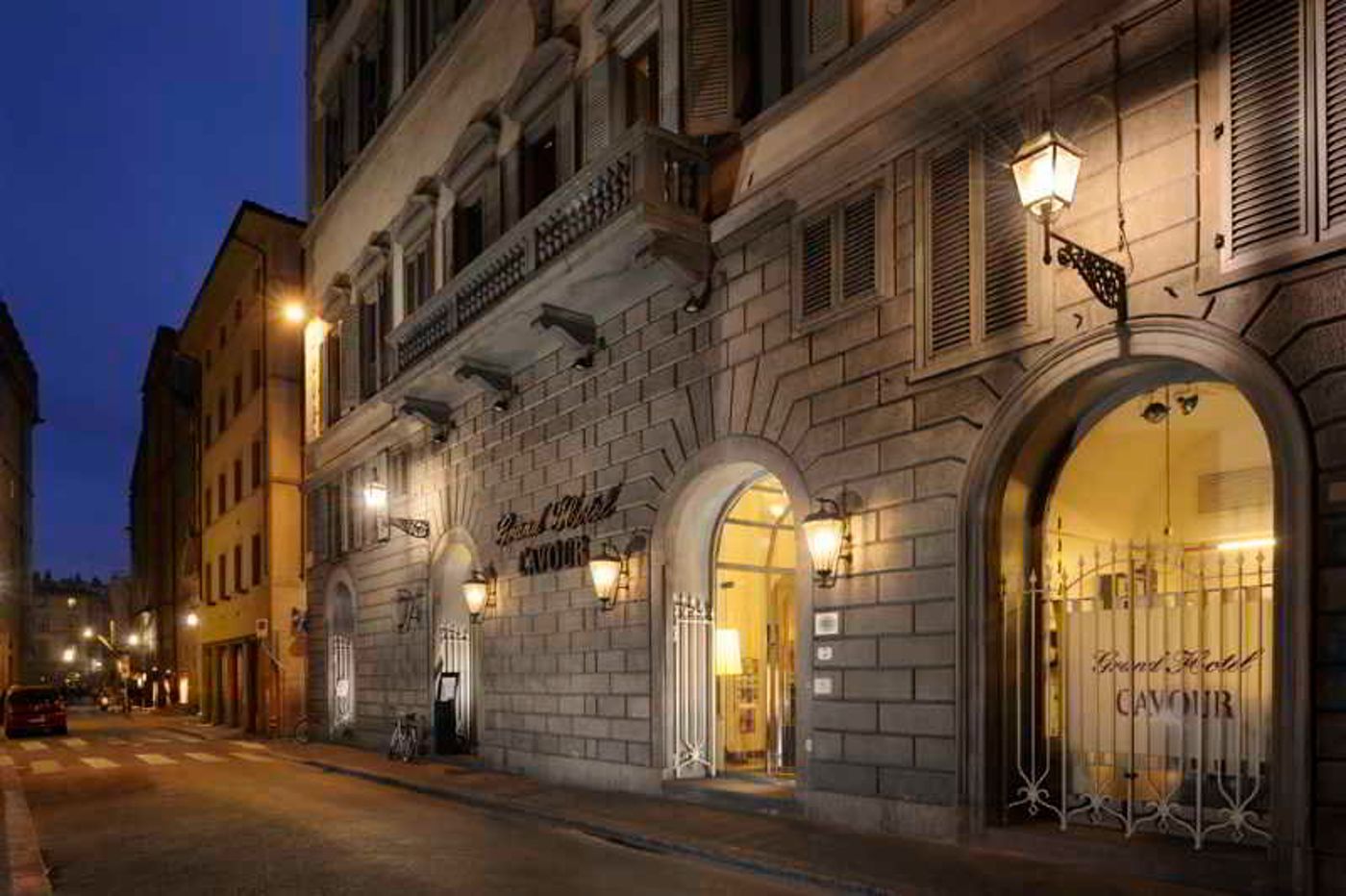 Grand-Hotel-Cavour-General-view-10