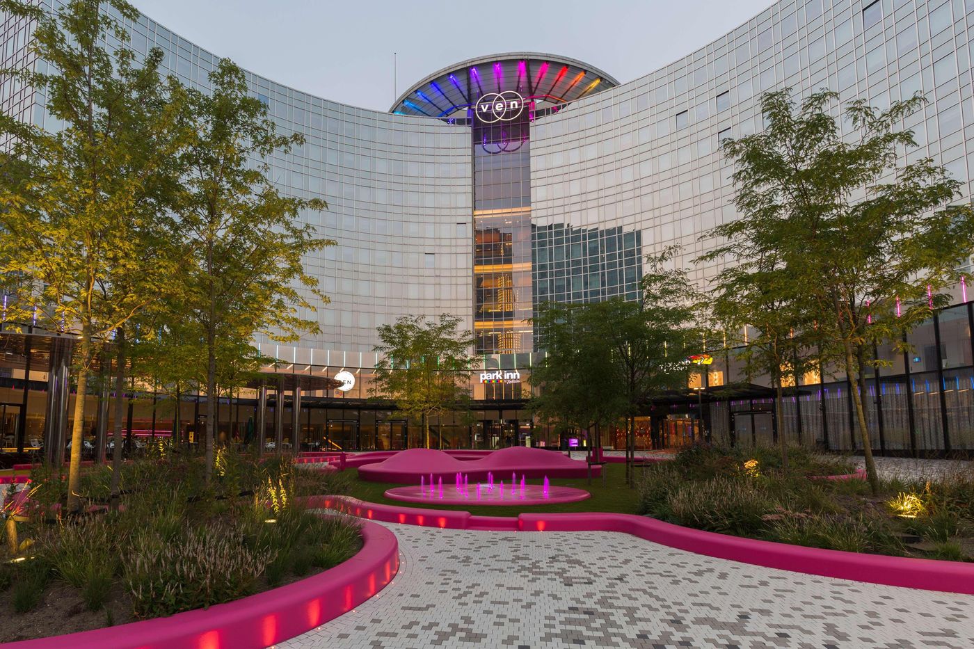 Park-Inn-By-Radisson-Amsterdam-City-West-General-view-2