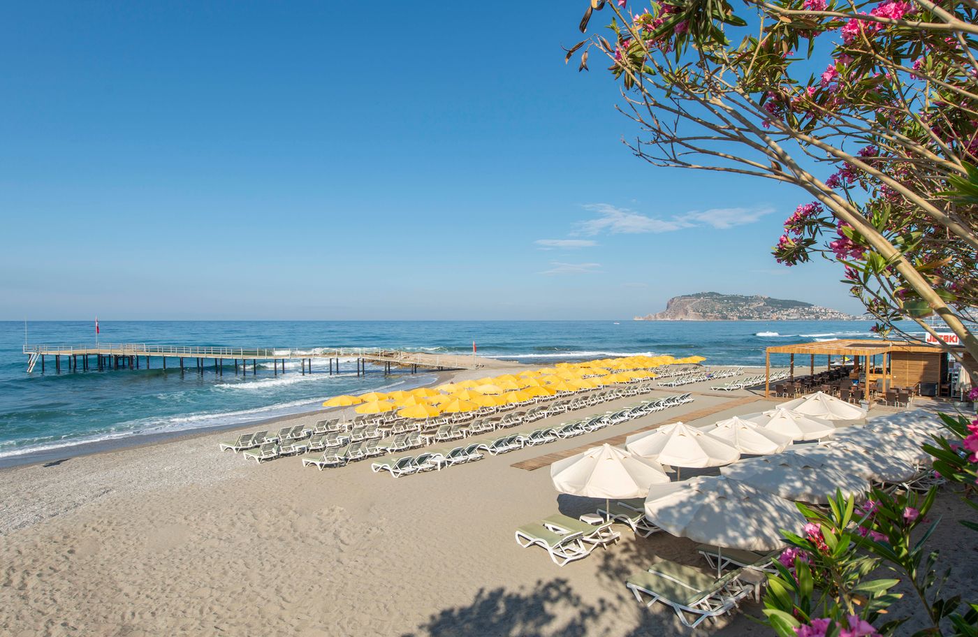 Grand-Kaptan-Hotel-Beach-59