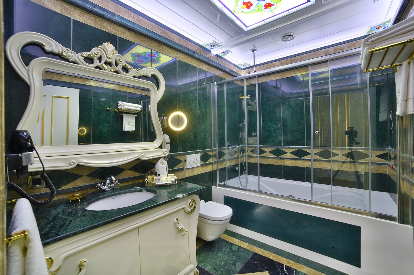 Seven-Hills-Palace---Spa-Room-59