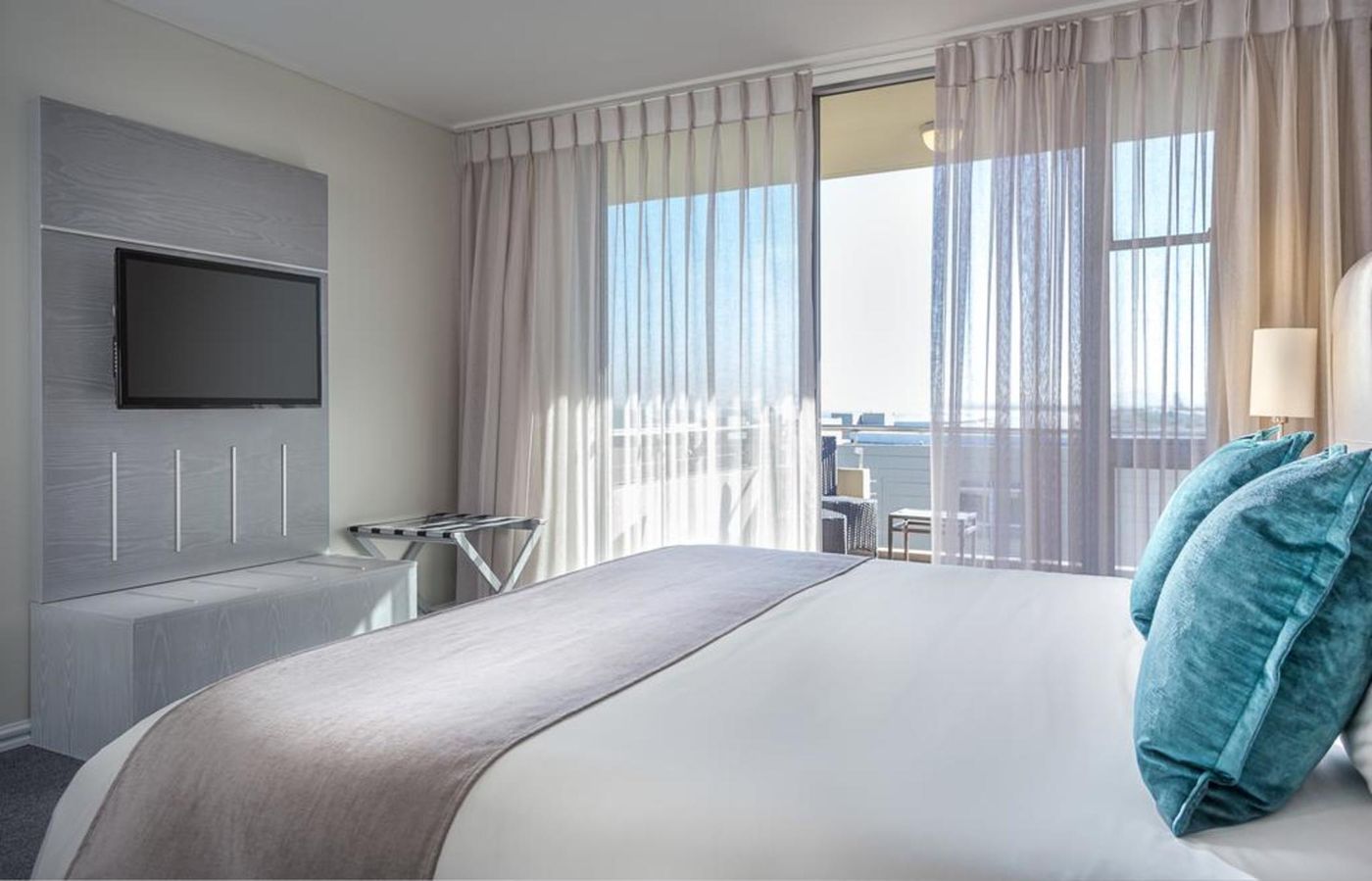 Lagoon-Beach-Room-35