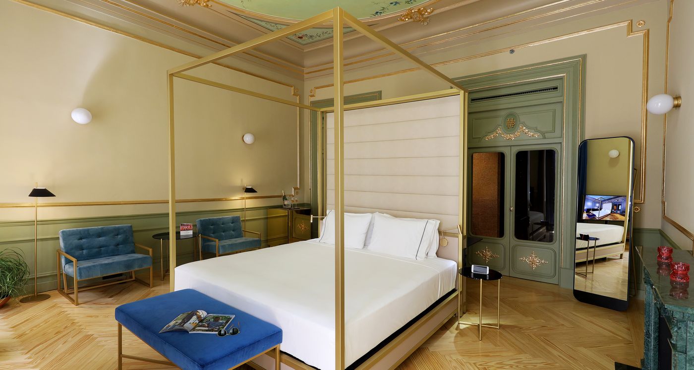 Axel-Hotel-Madrid---Adults-Only-Room-19