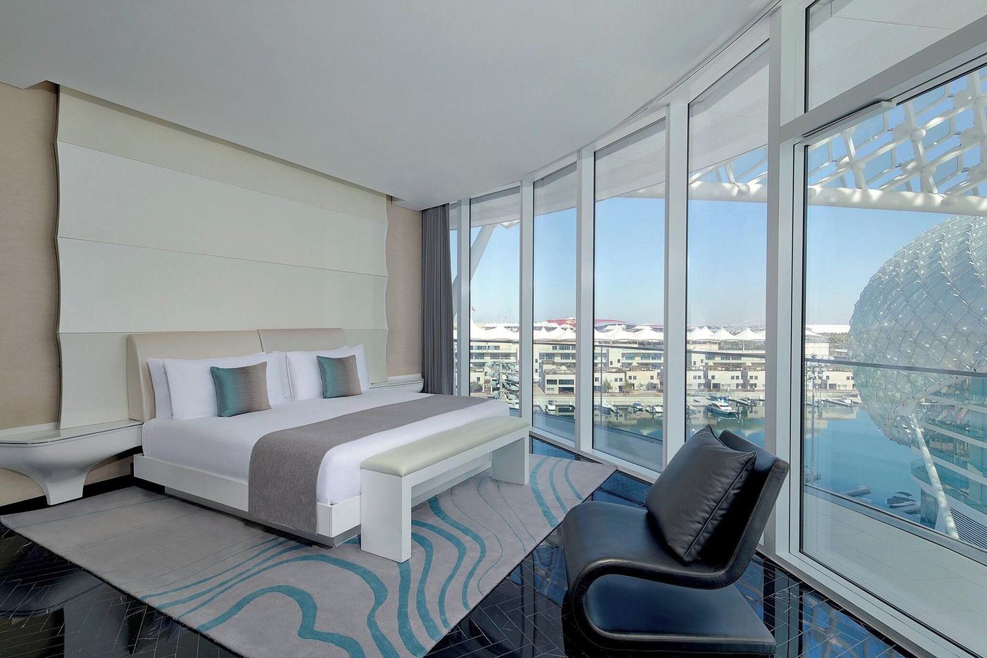 W-Abu-Dhabi---Yas-Island-Room-42