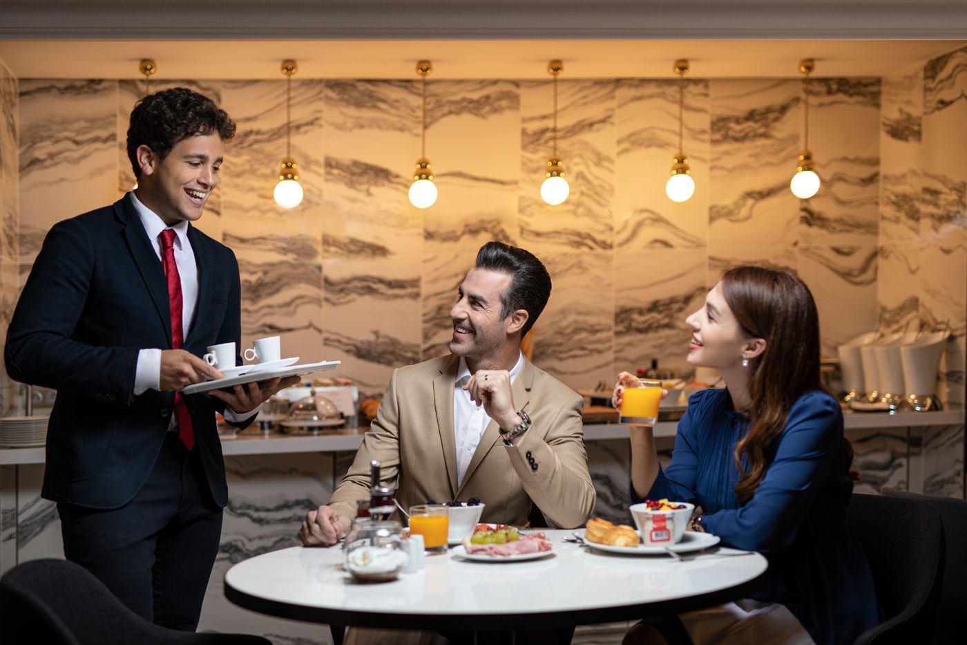 La-Clef-Champs-Elysees-by-The-Crest-Collection-Restaurant-15