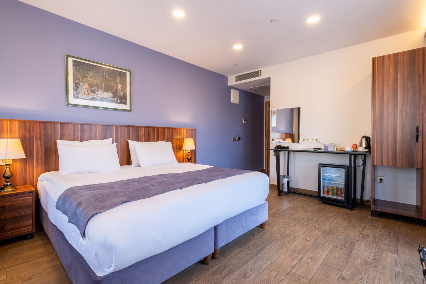 La-Wisteria-Boutique-Hotel-Room-21