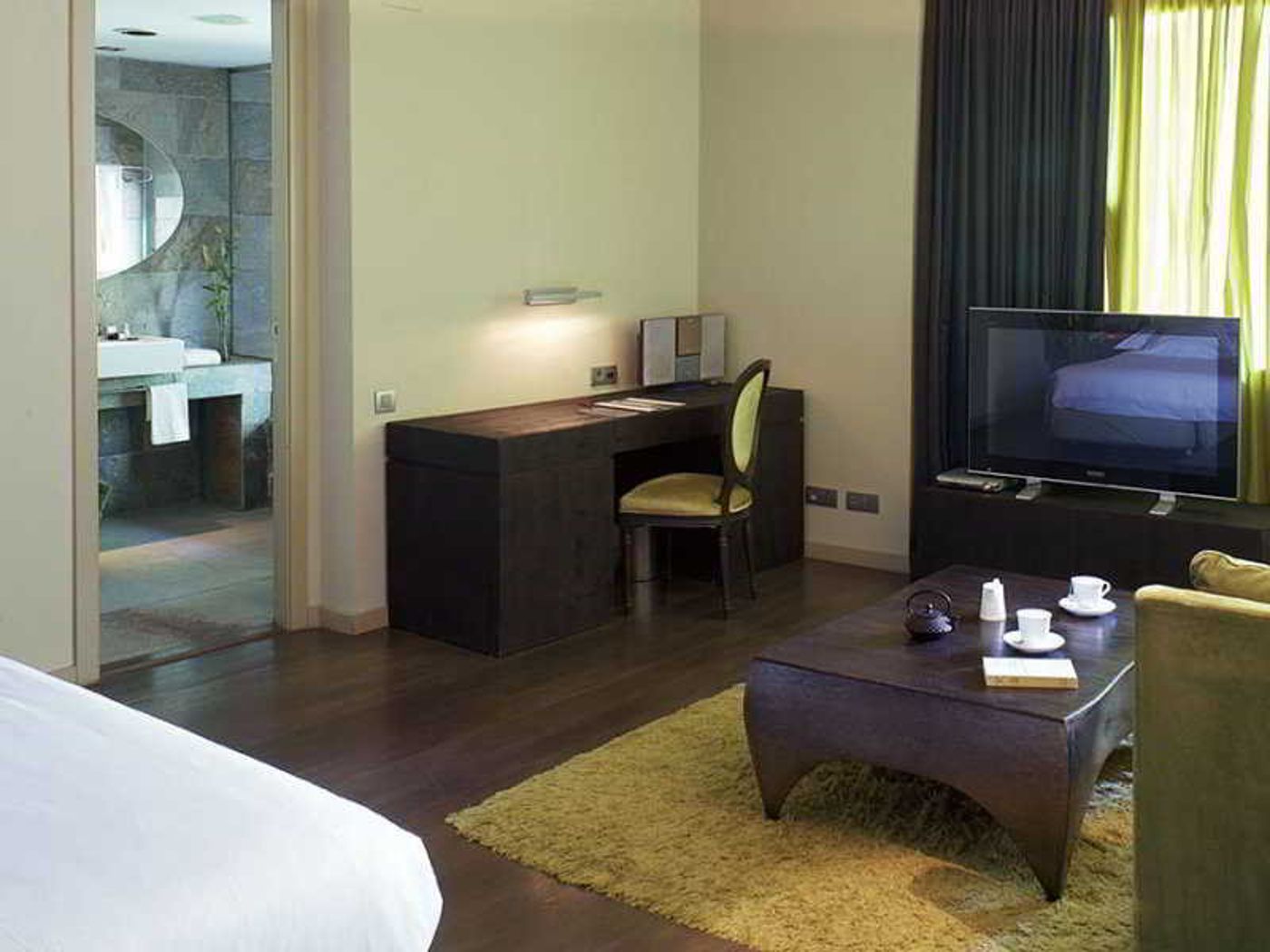 Neri-Spain-BARCELONA-Room-3