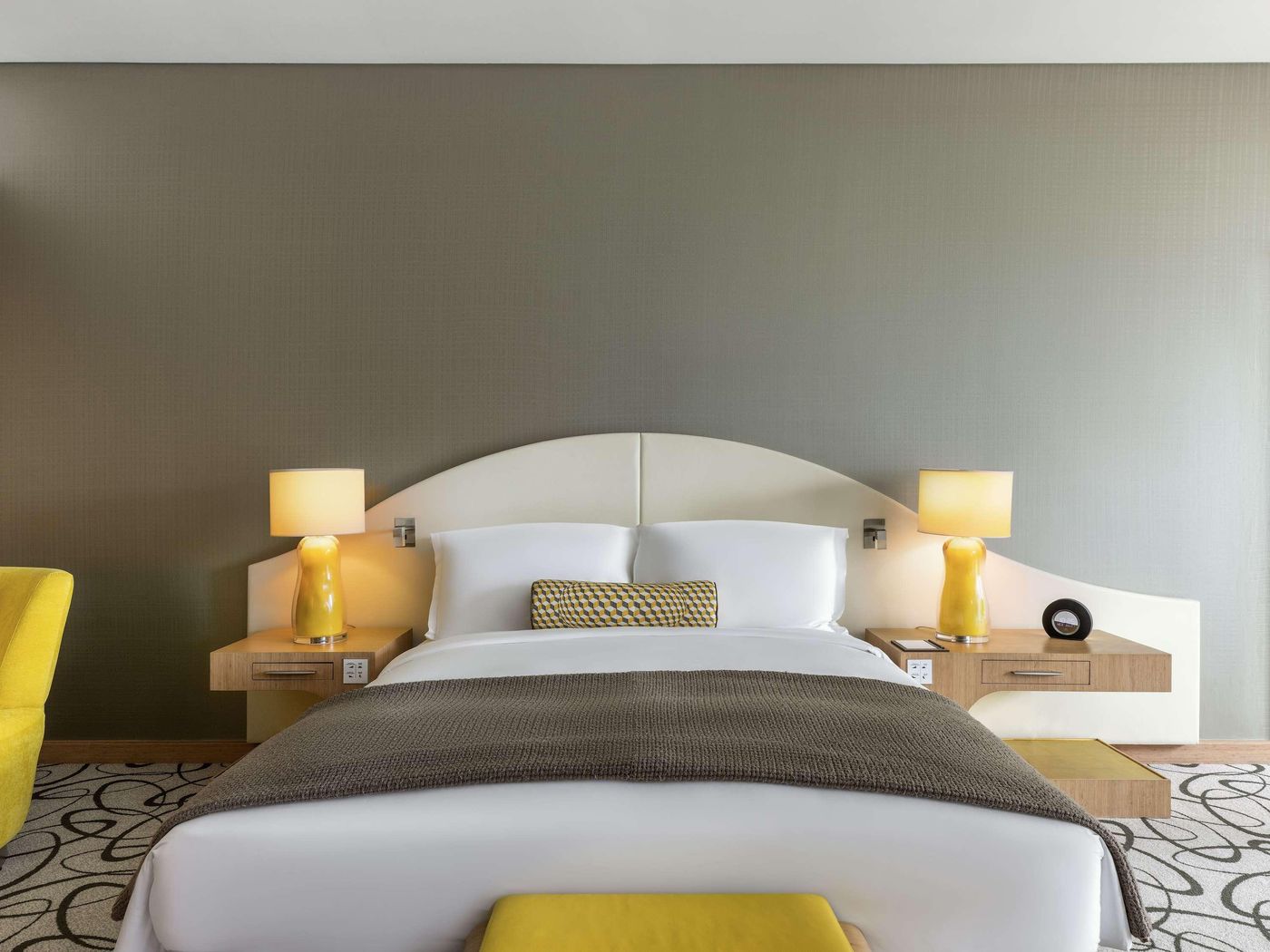 Sofitel-Dubai-Downtown-Room-40