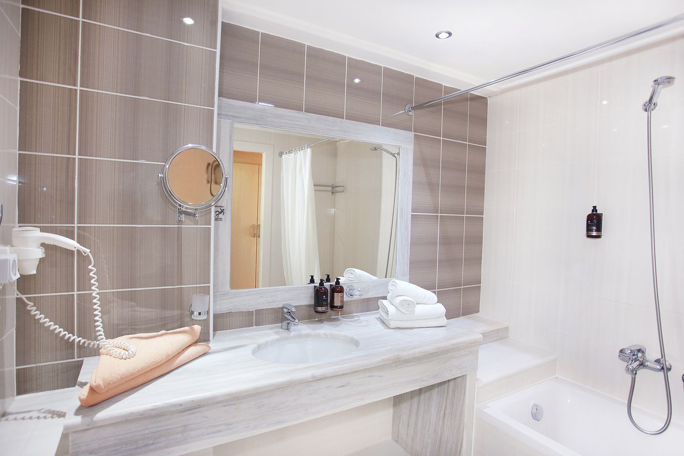 Grand-Blue-Beach-Hotel-Room-47