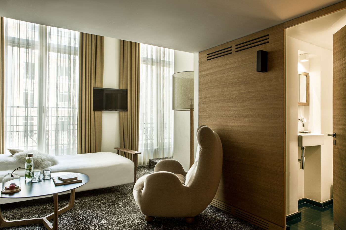 Marignan-Champs-Elysees-Room-24