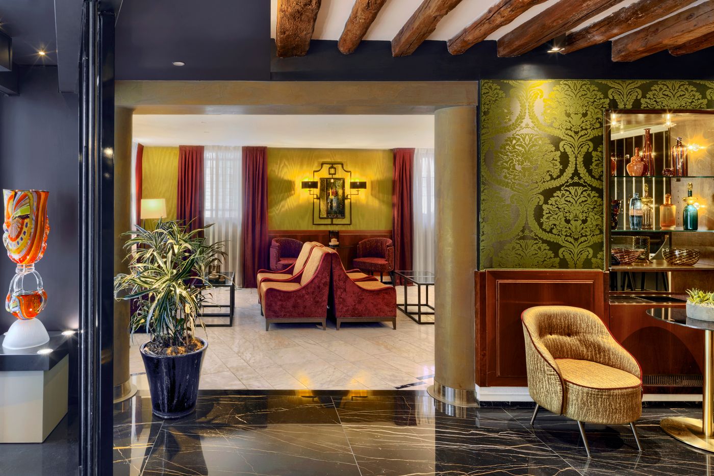 Hotel-Bisanzio-Lobby-12