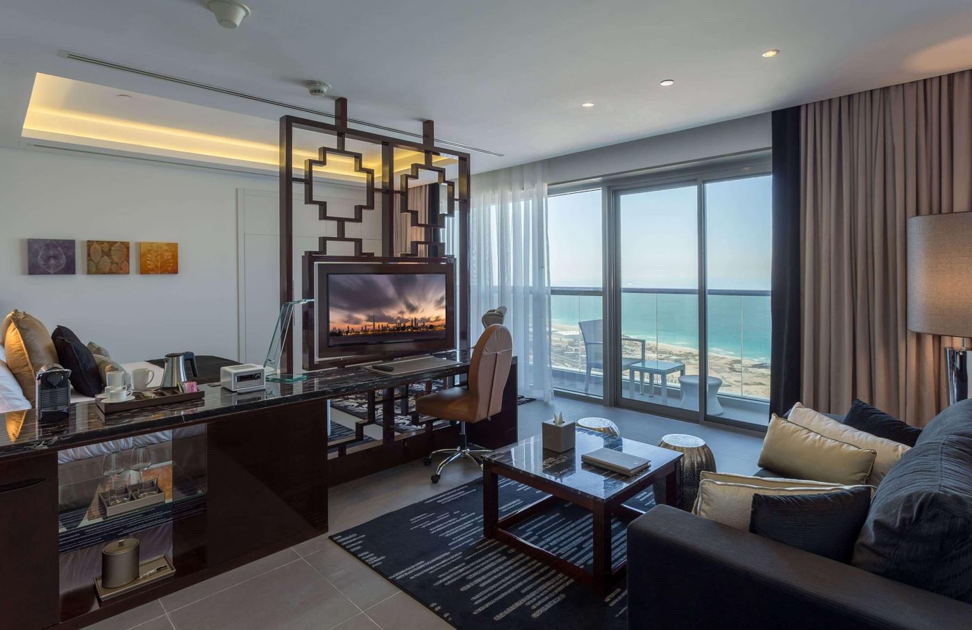 Wyndham-Dubai-Marina-Room-32