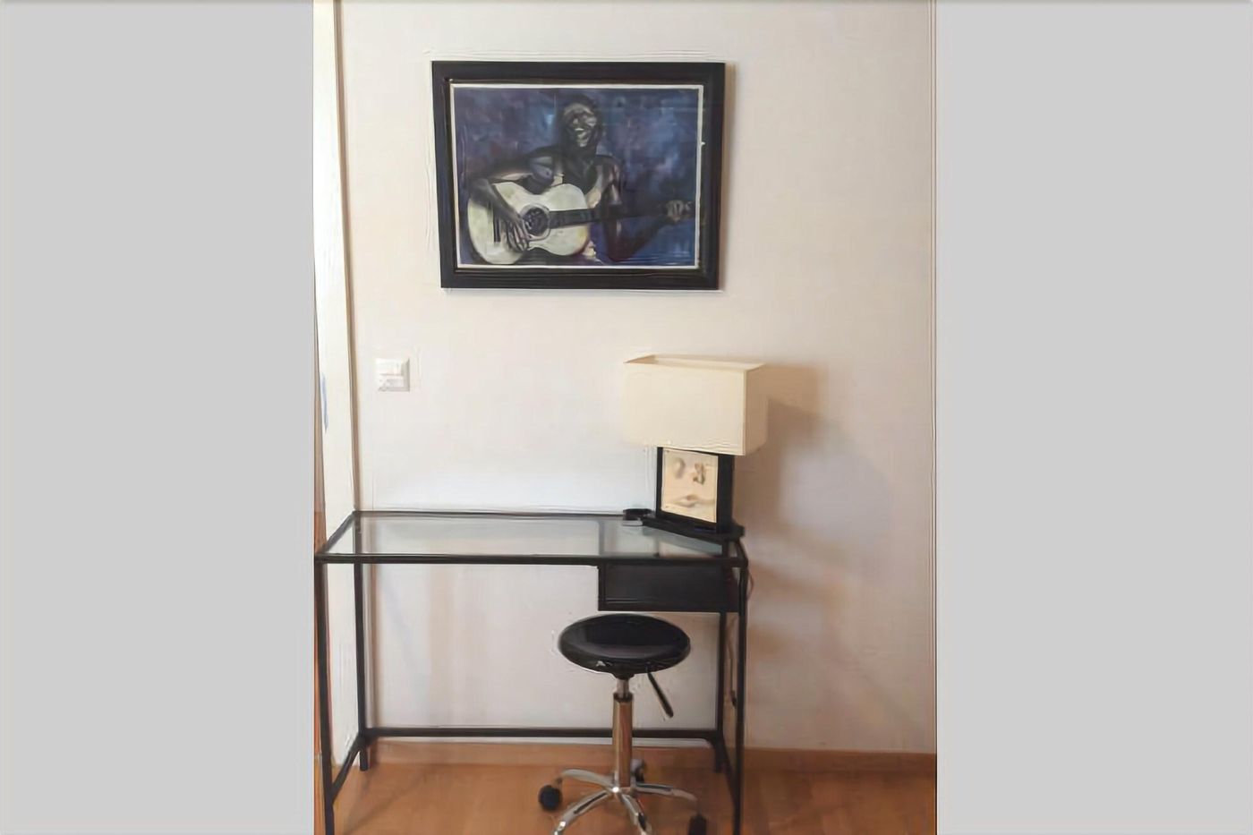 B&B Kelly-Switzerland-RENENS-Room-4